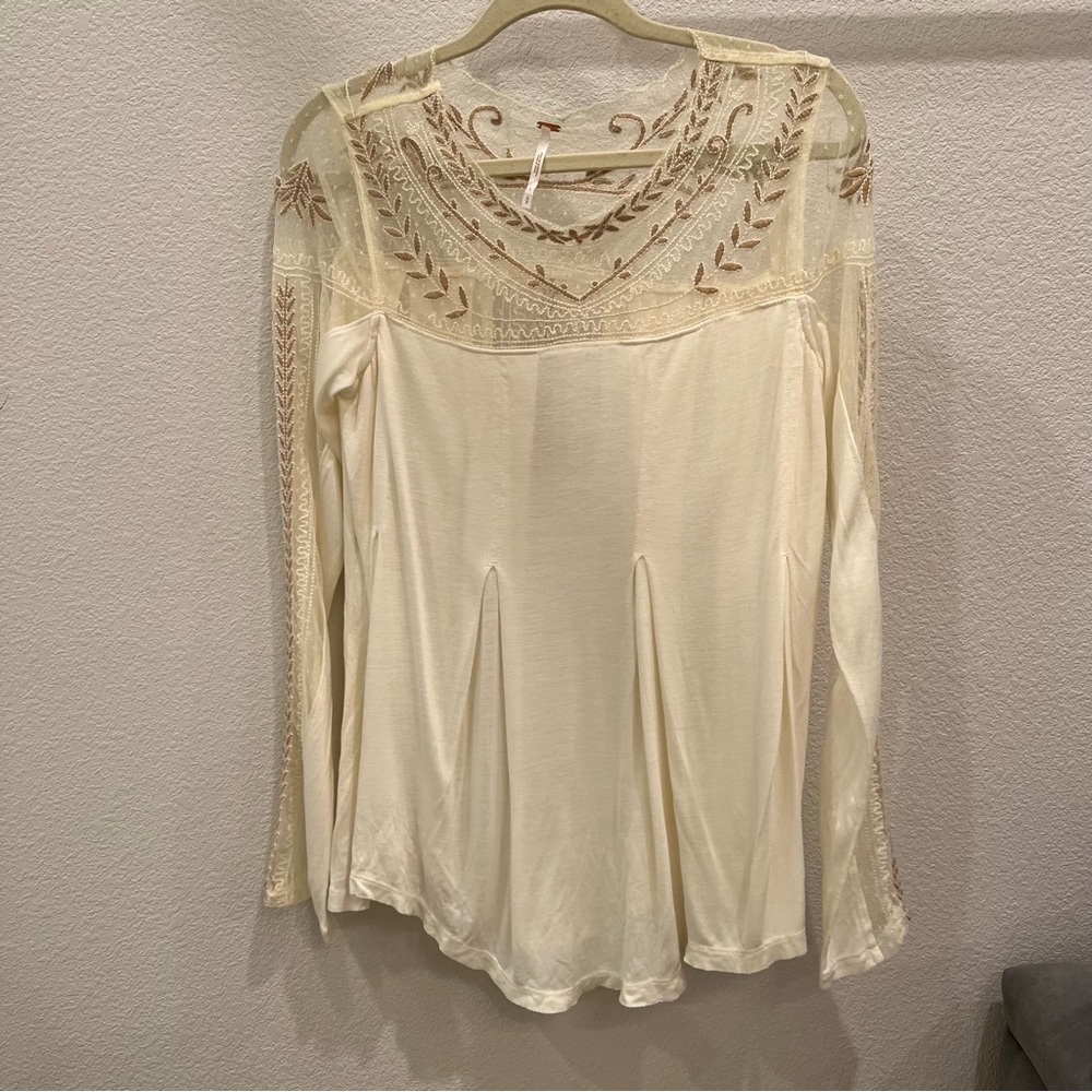FREE PEOPLE Romantic JoJo Tee mixed Media Mesh Lace Long Sleeve Top